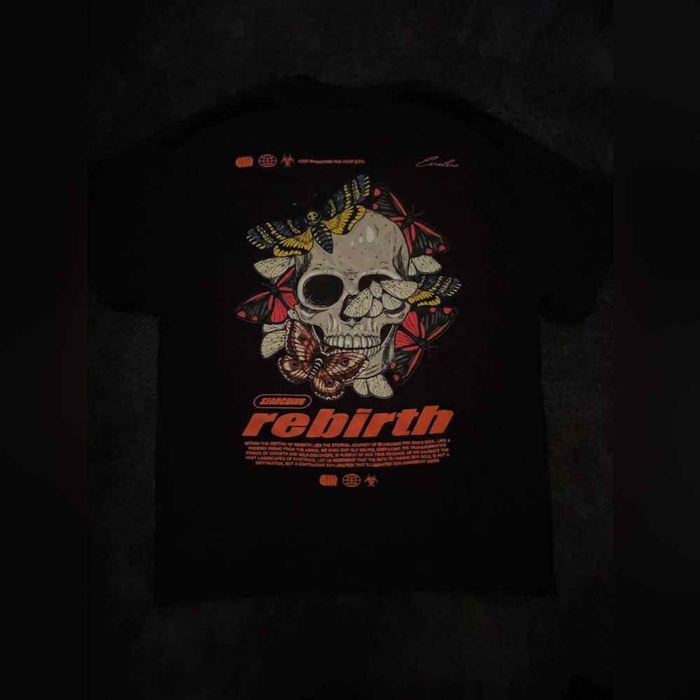 PAC sun rebirth skull men’s tee